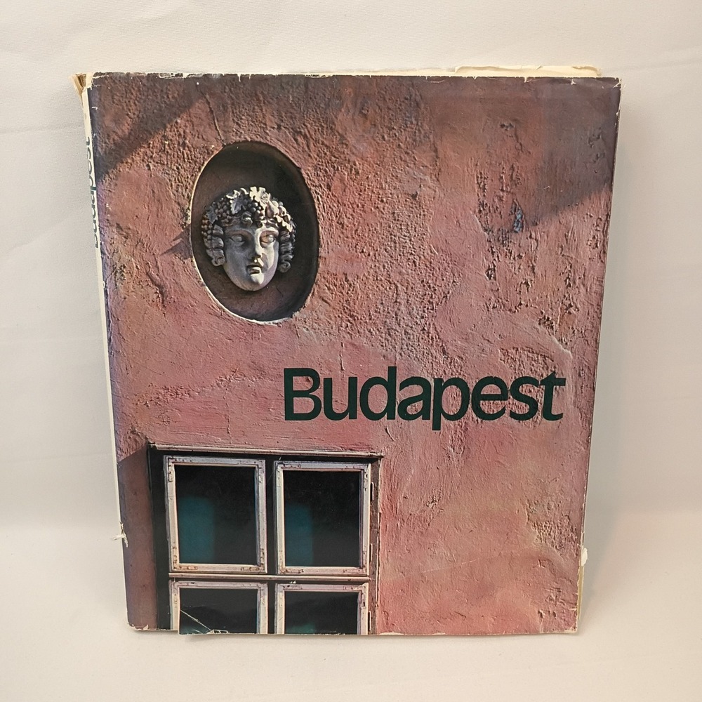 Budapest Corvina Vorwort Endre Vészi Y5-499, Hardcover with Dust Jacket